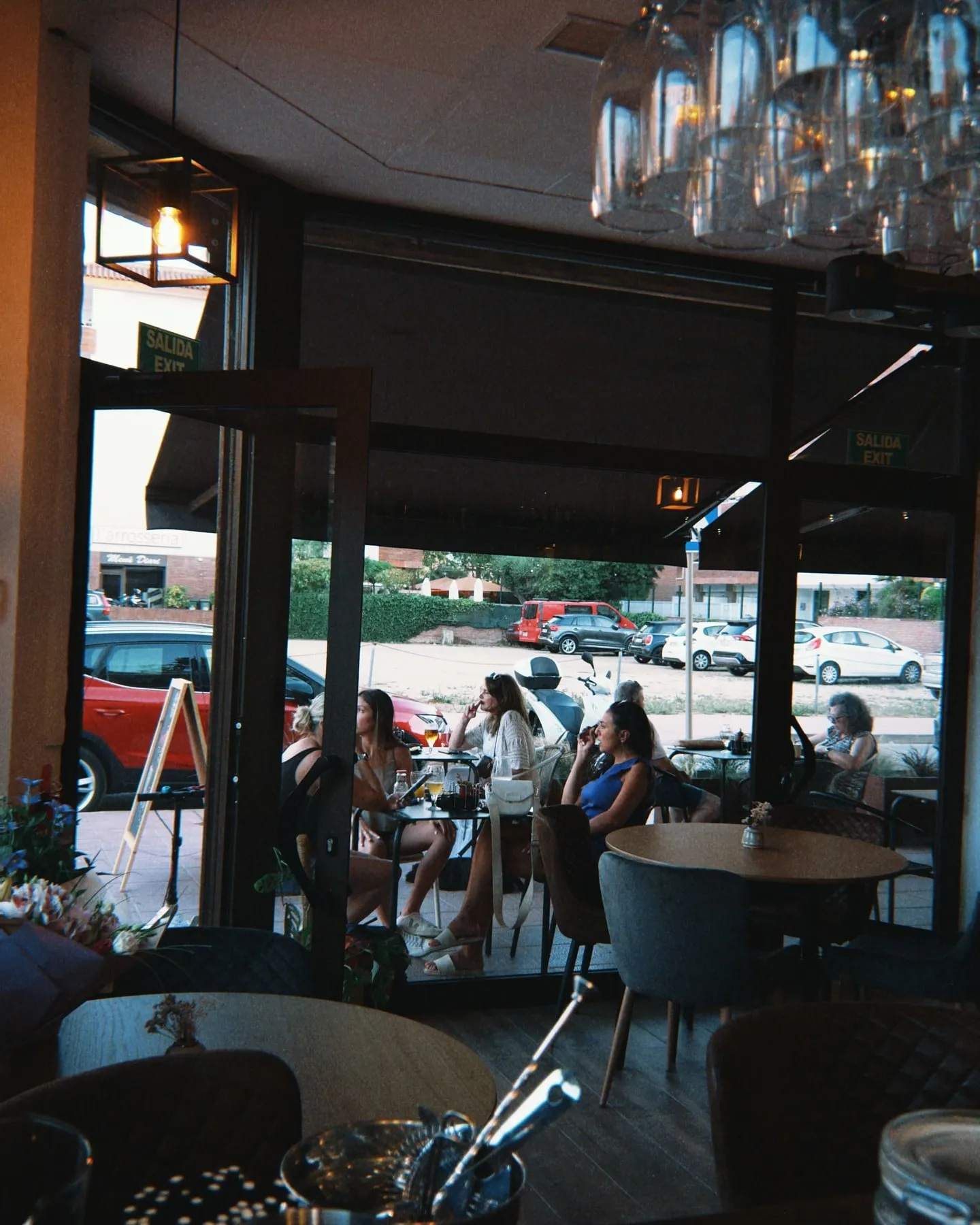 El interior, abierto a la terraza.